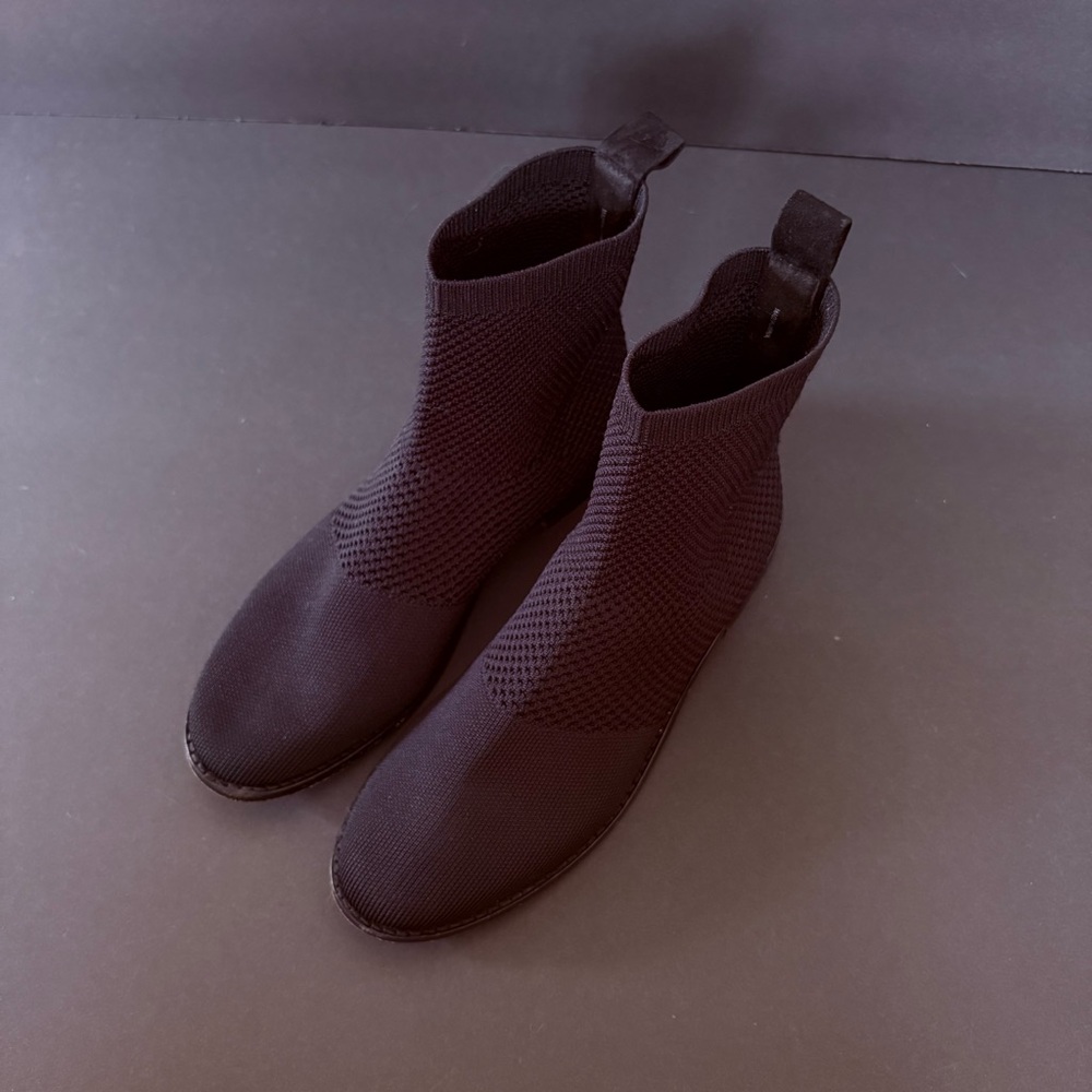 Eileen Fisher Black Ankle Boots Elastic Mesh Chelsea Leather Pull On size 6 - Picture 2 of 8